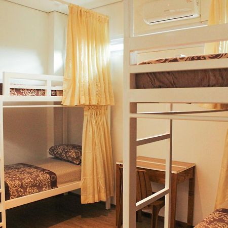 Rion Hostel בוגור מראה חיצוני תמונה
