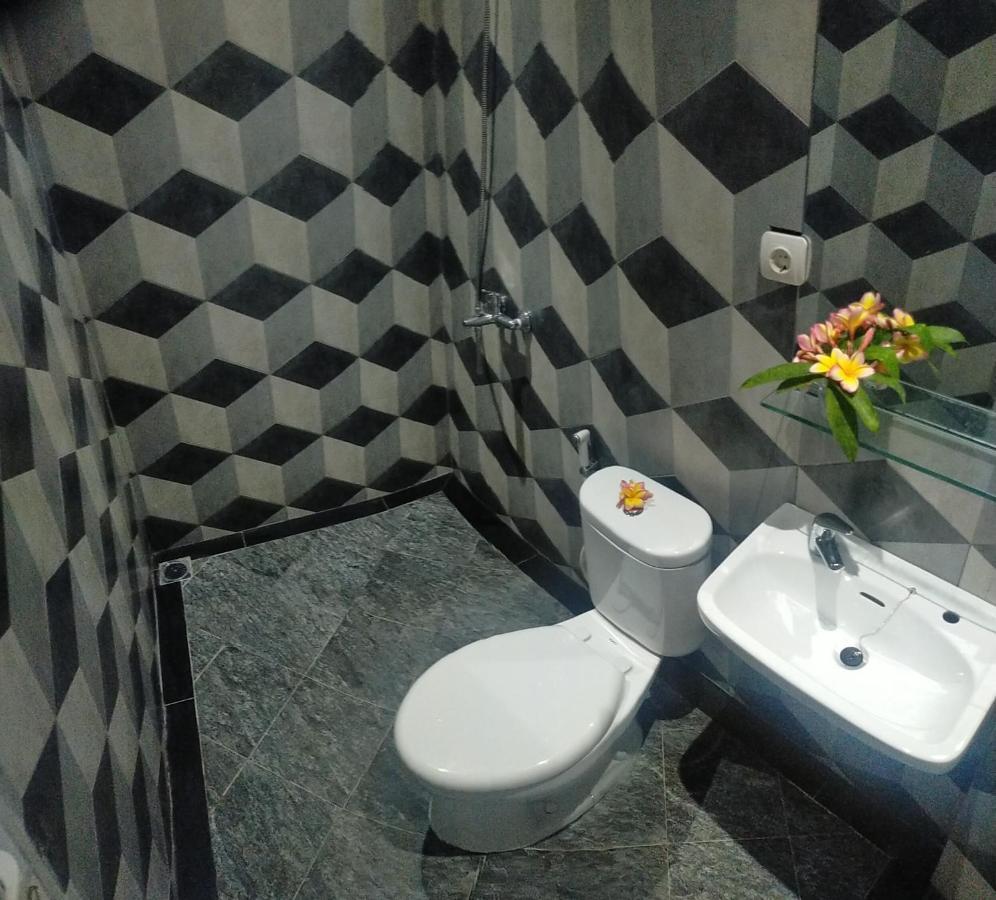 Rion Hostel בוגור מראה חיצוני תמונה