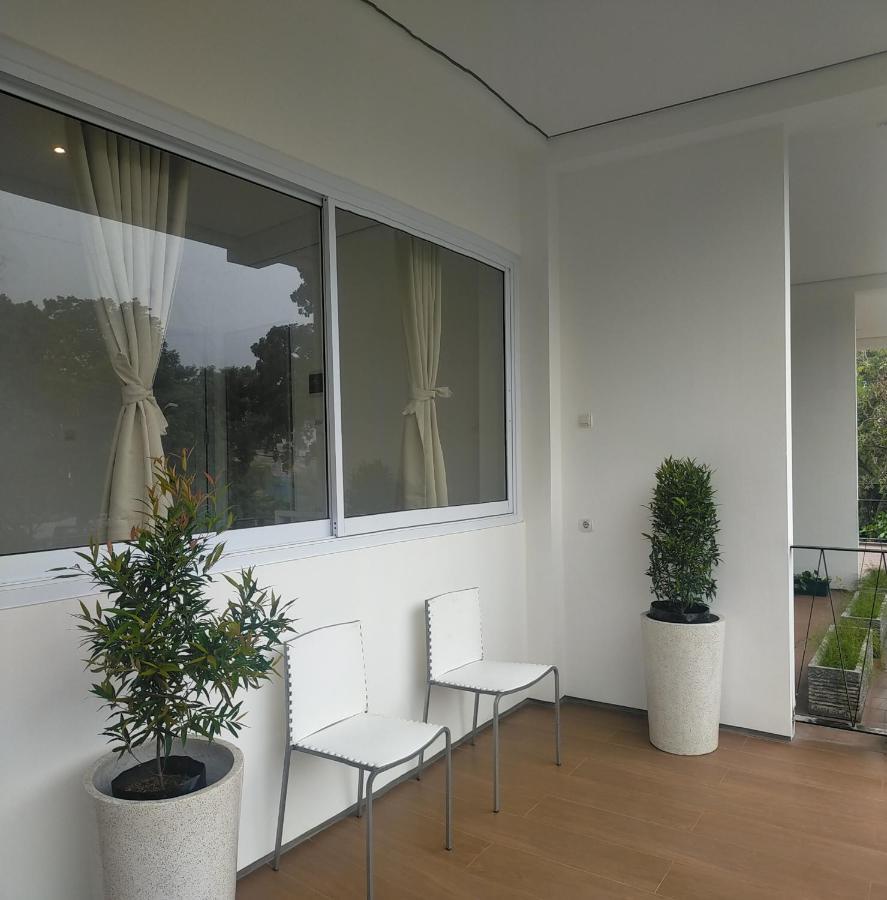 Rion Hostel בוגור מראה חיצוני תמונה