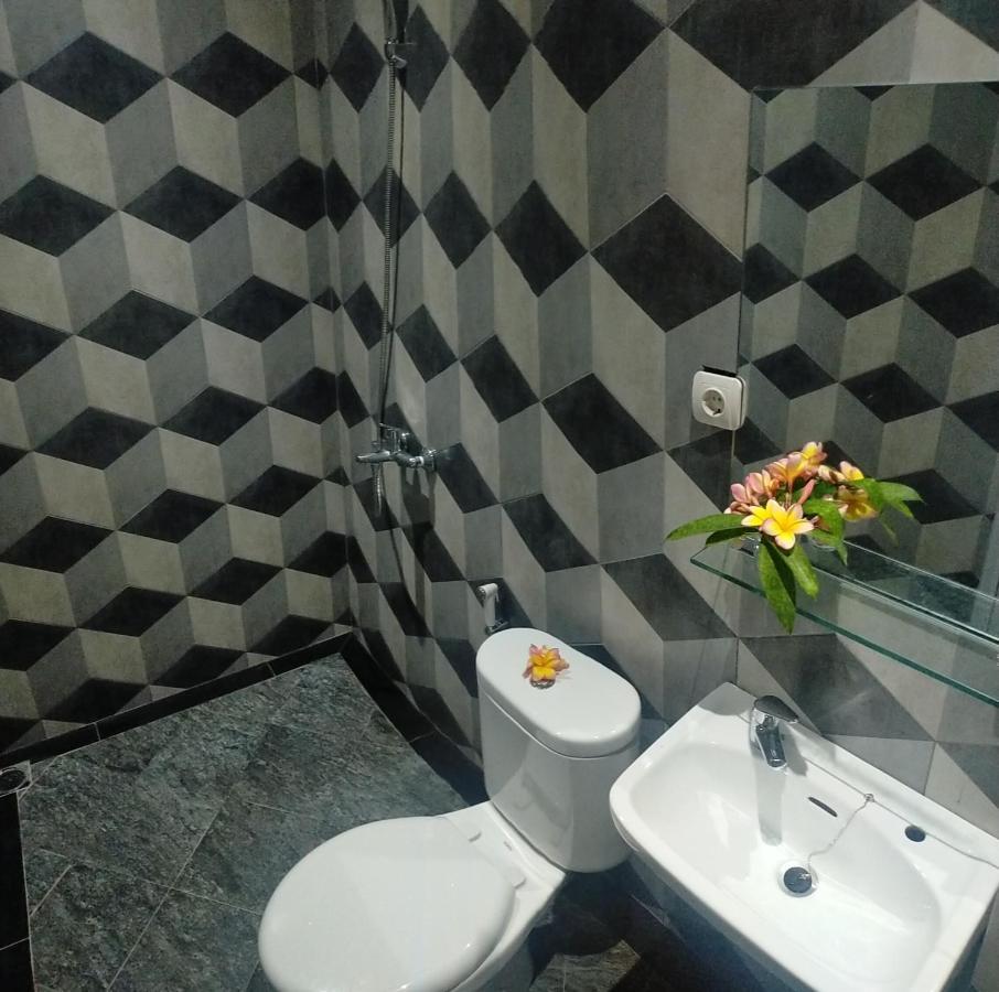Rion Hostel בוגור מראה חיצוני תמונה