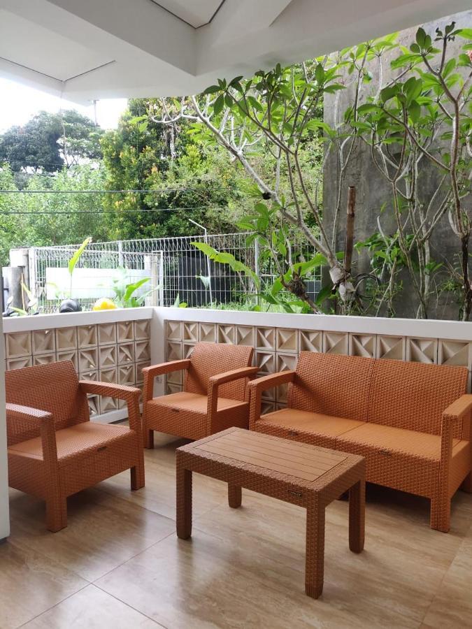 Rion Hostel בוגור מראה חיצוני תמונה
