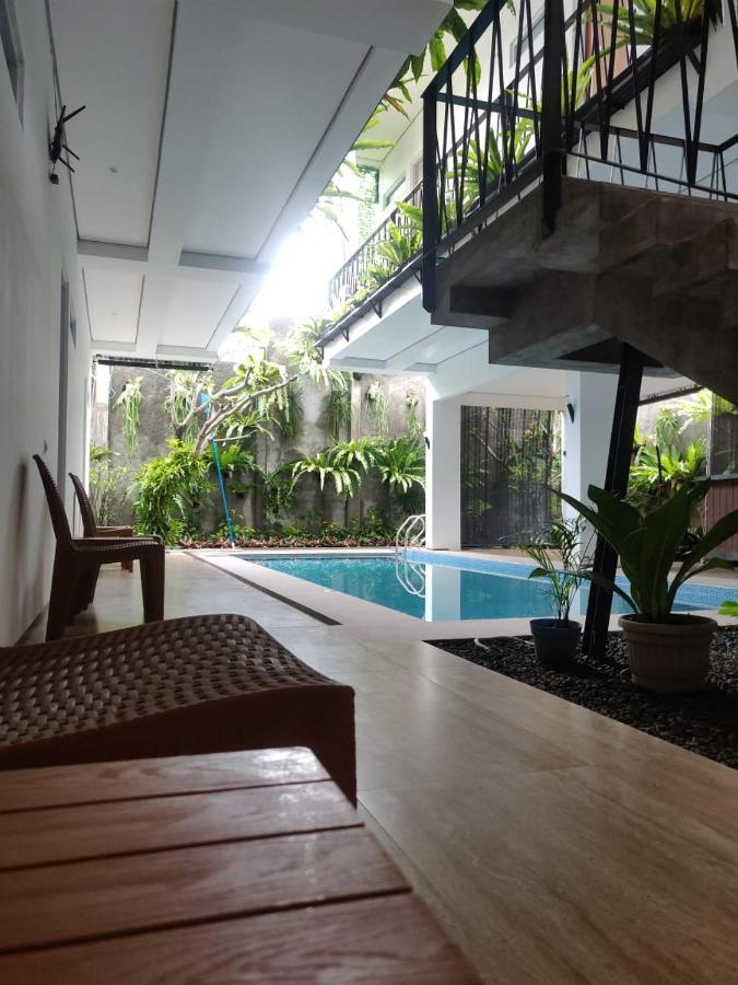 Rion Hostel בוגור מראה חיצוני תמונה